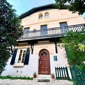 https://cte-des-basques-terrasse-confort-et-qualit.biarritzhotels.info